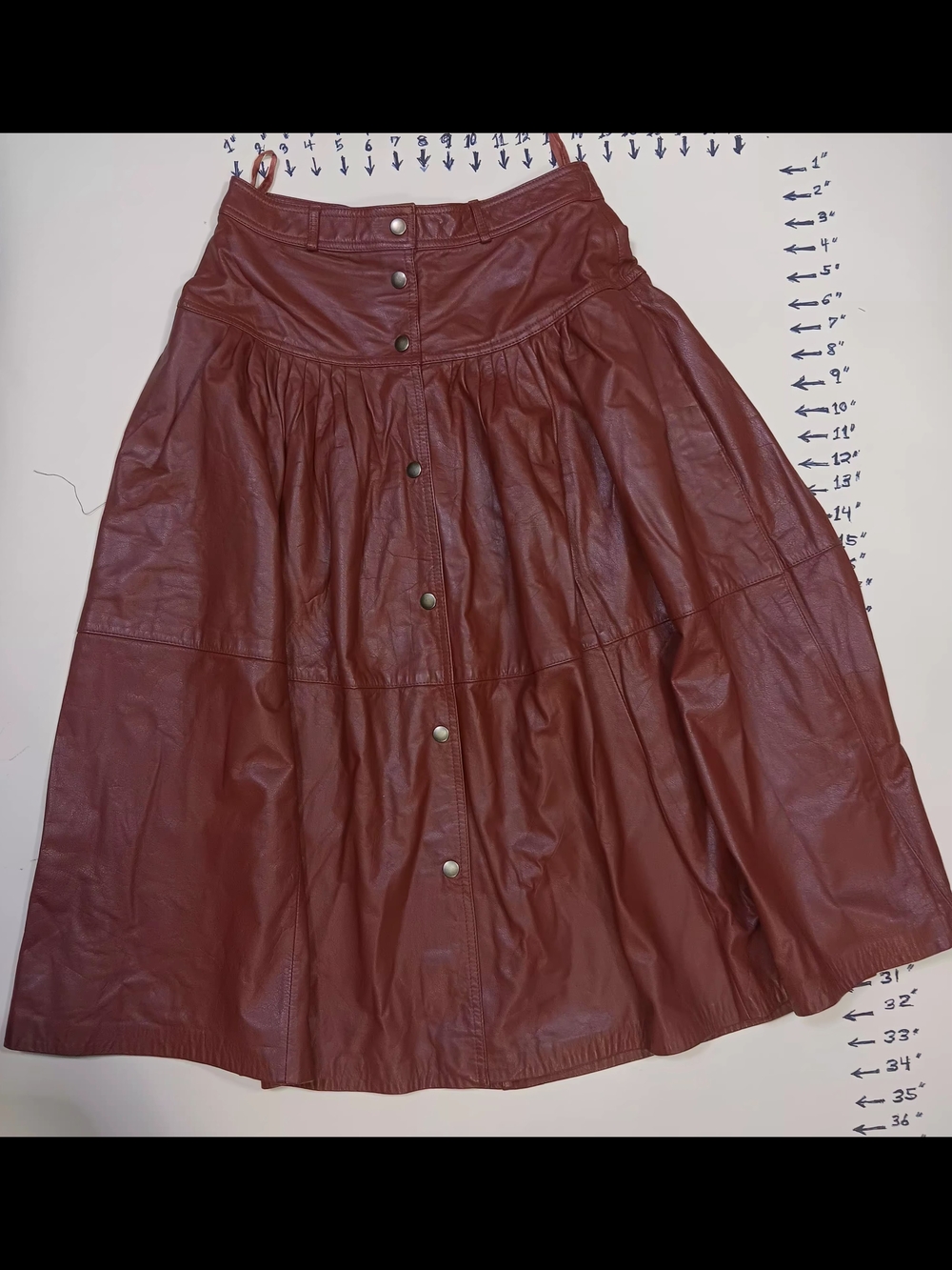 Womens Leather Button-Front Midi Skirt in Brown